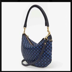 Clare V. Petite Moyen